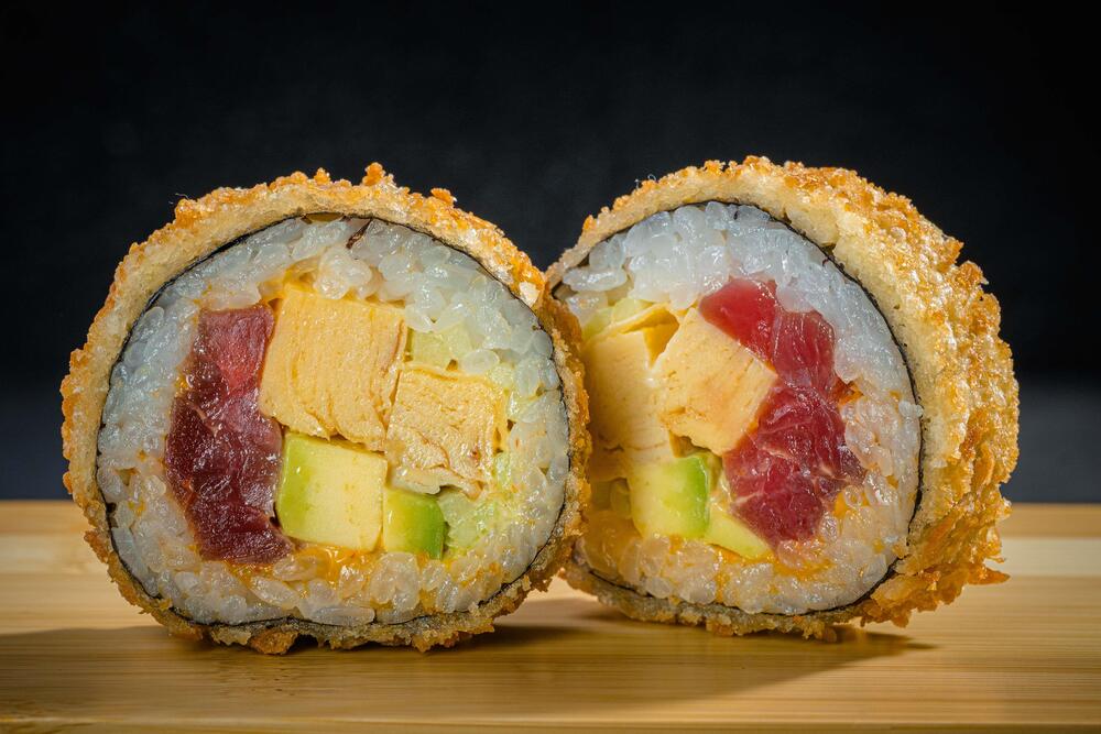 Ролл Темпура с тунцом 