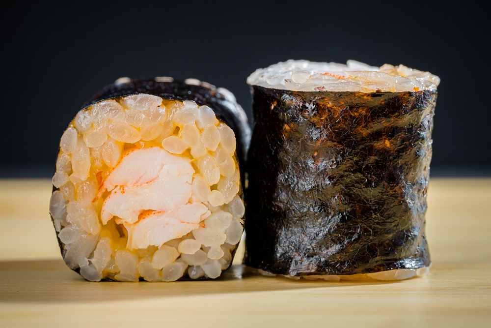 Ролл спайси с тигровой креветкой