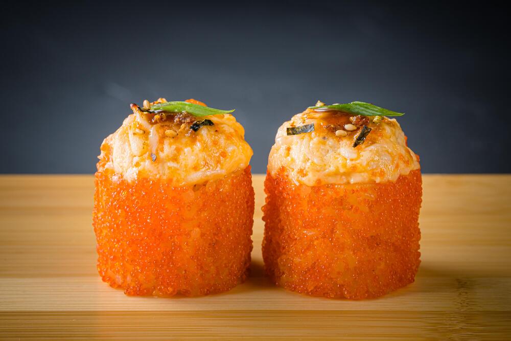 Запеченый ролл с камчатским крабом