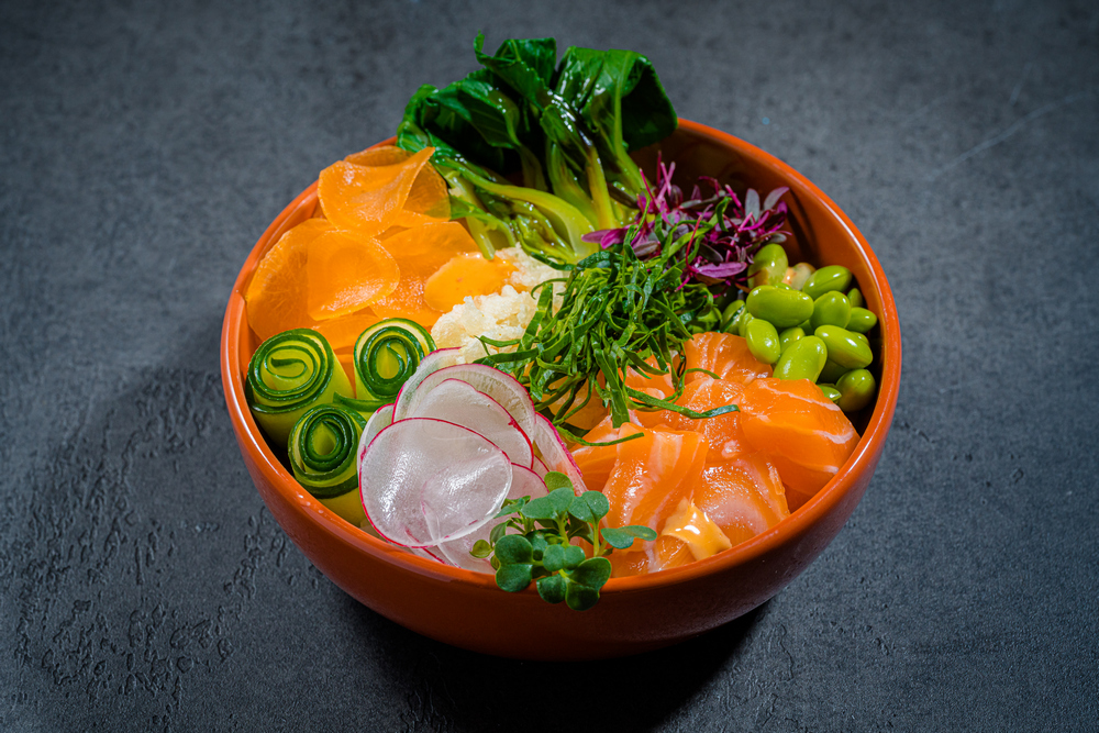 Поке с лососем