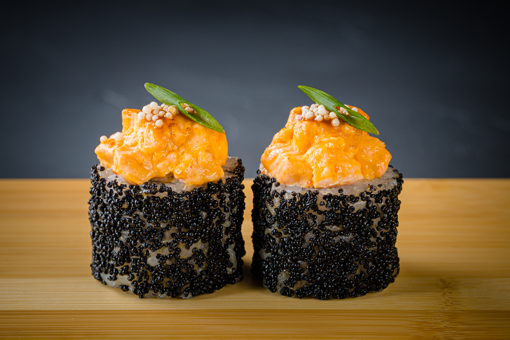 Запеченный ролл с лососем