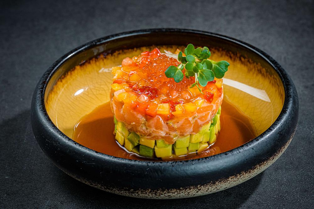 Тартар с лососем